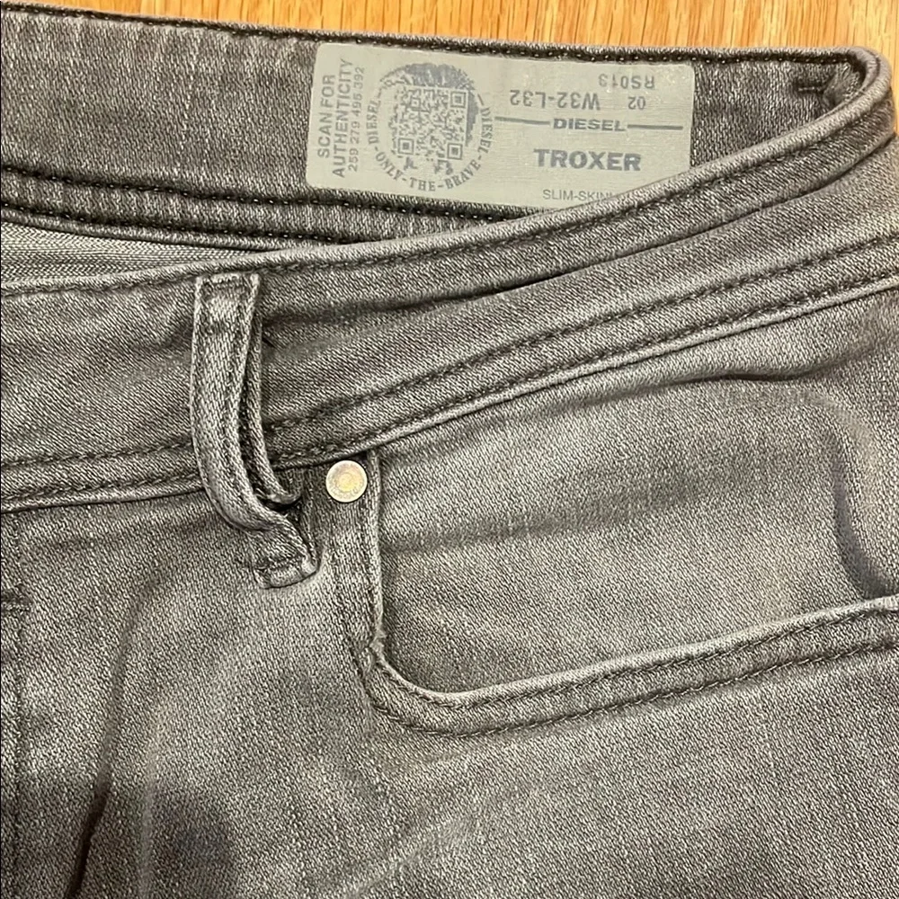 Men's Grey Diesel Jeans - Picture 2 of 4